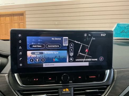 New 2025 Nissan Altima 2.5 SL image 13