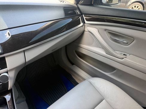 Used 2011 BMW 528i Sedan RWD image 11