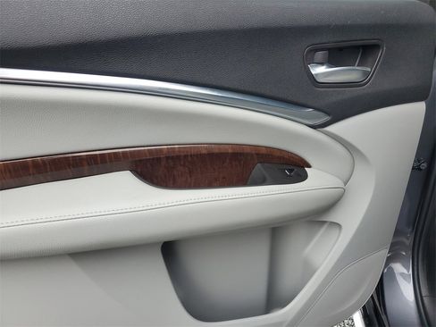 Certified 2017 Acura MDX SH-AWD image 17