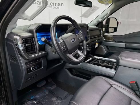Used 2024 Ford F250 Lariat w/ Lariat Ultimate Package AWD/4WD image 9