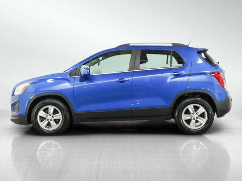 Used 2015 Chevrolet Trax LT FWD image 2