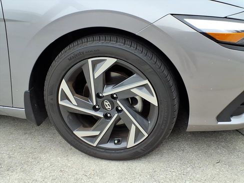 New 2025 Hyundai Elantra Sport w/ Cargo Package image 29