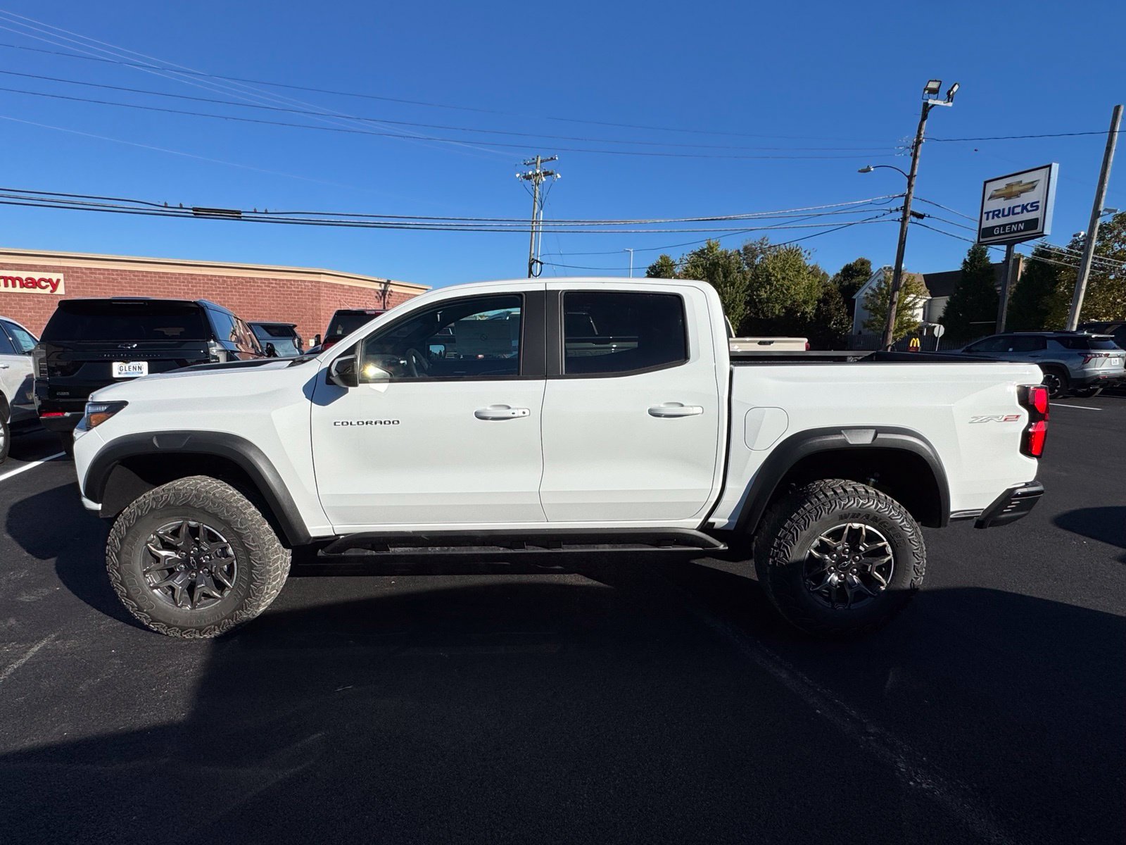 New 2026 Chevrolet Colorado ZR2 AWD/4WD image 3