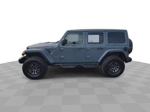 Used 2025 Jeep Wrangler Unlimited Rubicon AWD/4WD image 5