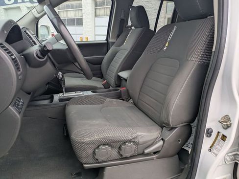 Used 2019 Nissan Frontier PRO-4X AWD/4WD image 7