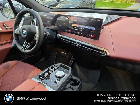 New 2026 BMW iX xDrive60 w/ M Sport Package image 10