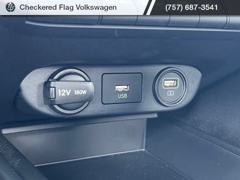Used 2023 Hyundai Elantra SEL FWD image 38