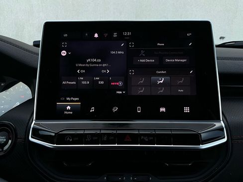 Used 2025 Jeep Compass Trailhawk image 29