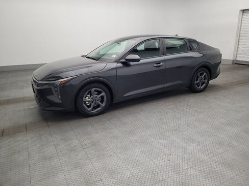 Used 2025 Kia K4 FWD image 2