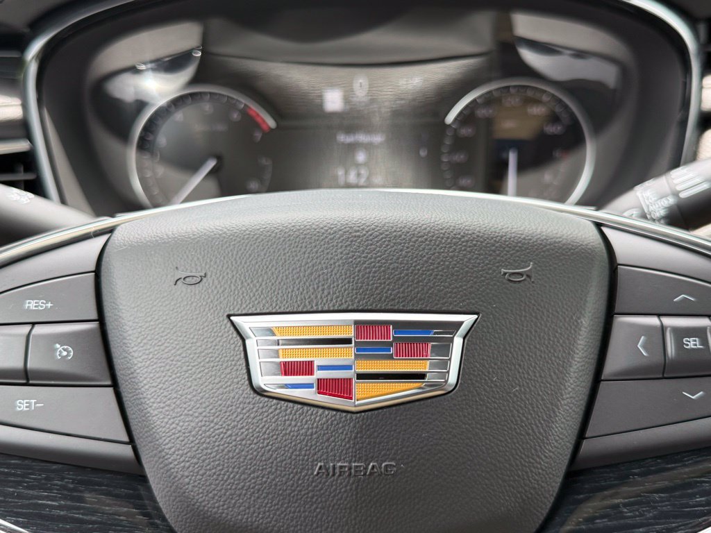 Used 2025 Cadillac XT5 Premium Luxury w/ LPO, Floor Liner Package AWD/4WD image 28