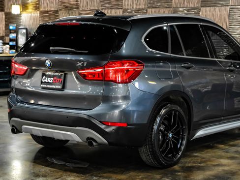 Used 2017 BMW X1 sDrive28i image 13