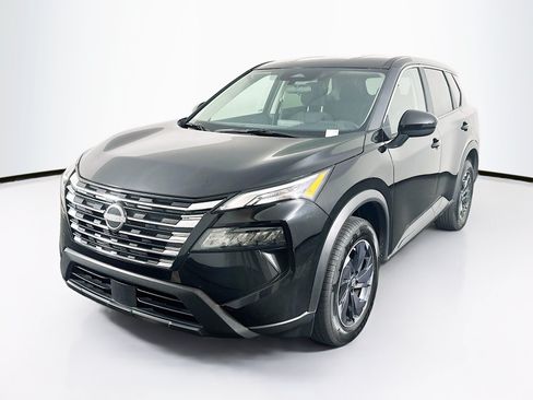 Used 2025 Nissan Rogue SV FWD image 3