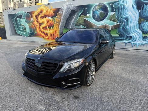 Used 2017 Mercedes-Benz S 550 Sedan image 2