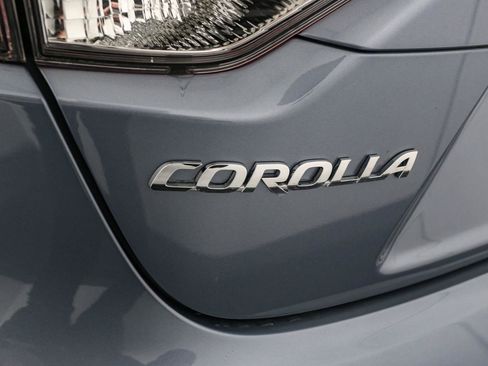 Used 2022 Toyota Corolla SE w/ Carpet Mat Package (TMS) FWD image 10