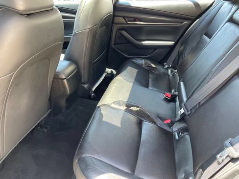 Used 2020 MAZDA MAZDA3 Sedan w/ Premium Package FWD image 19