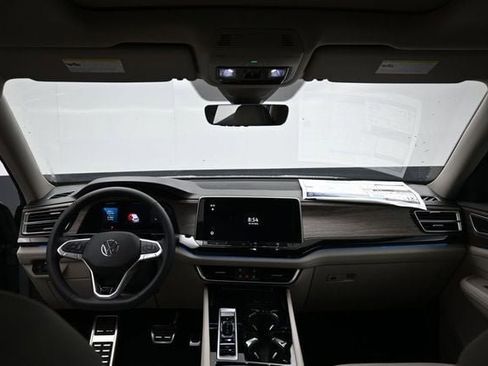 New 2026 Volkswagen Atlas SEL Premium R-Line AWD/4WD image 10