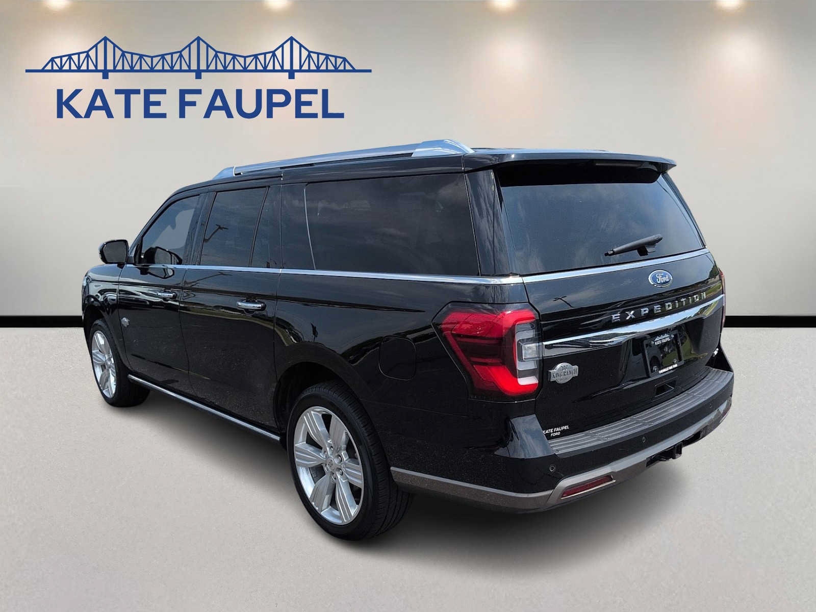 Used 2023 Ford Expedition Max King Ranch AWD/4WD image 5