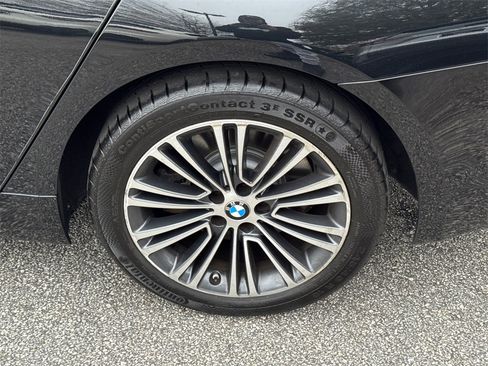 Used 2017 BMW 540i image 19