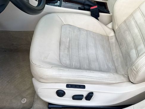 Used 2012 Volkswagen Passat TDI SEL Premium FWD image 21