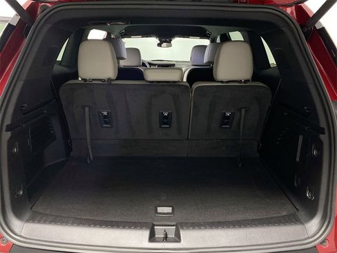 Used 2024 GMC Acadia Elevation w/ Trailering Package image 24