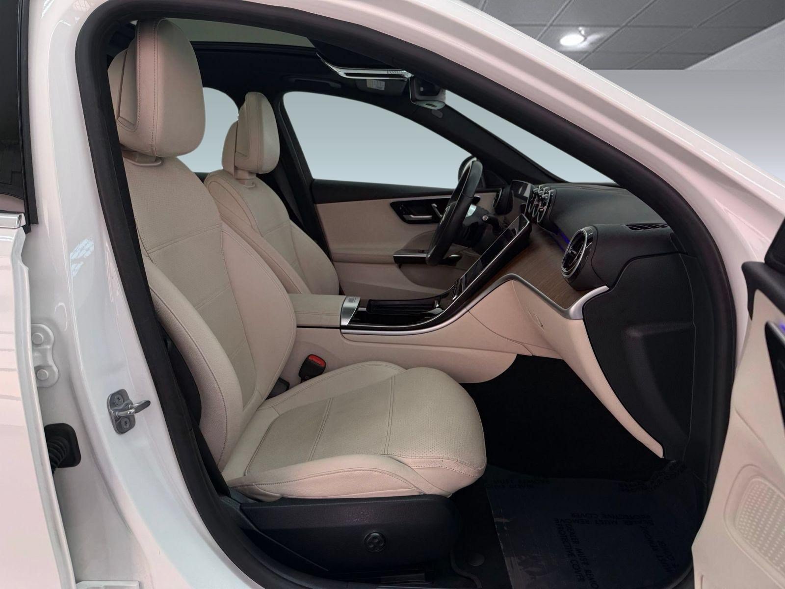 Used 2024 Mercedes-Benz C 300 Sedan image 23