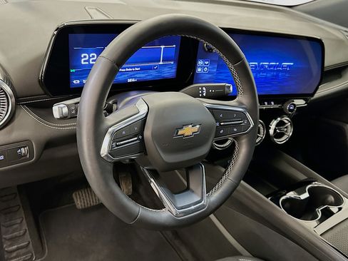Used 2024 Chevrolet Blazer EV LT AWD/4WD image 18