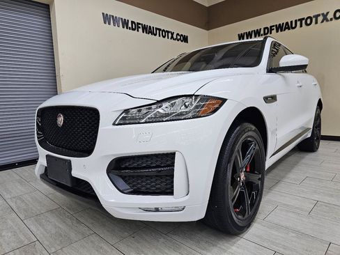 Used 2018 Jaguar F-PACE R-Sport AWD/4WD image 2
