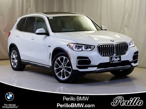 Used 2022 BMW X5 xDrive45e w/ Executive Package image 1