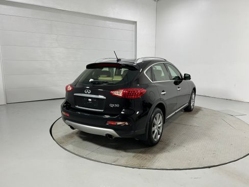 Used 2017 INFINITI QX50 AWD w/ Premium Plus Package image 35