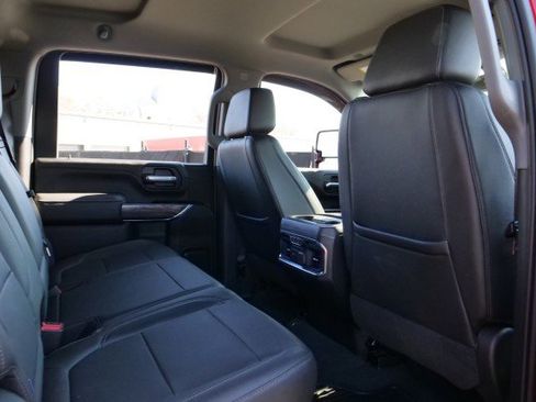 Used 2021 Chevrolet Silverado 2500 LTZ w/ LTZ Convenience Package image 32