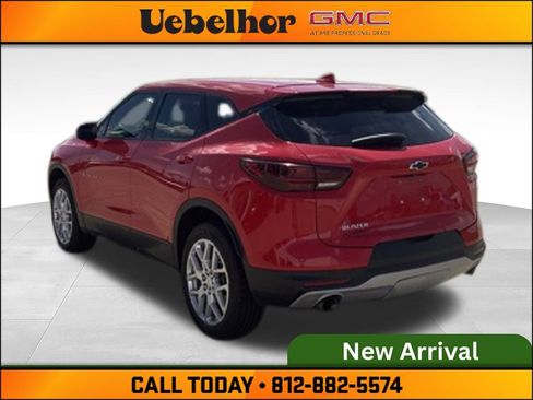 Used 2023 Chevrolet Blazer LT FWD image 7