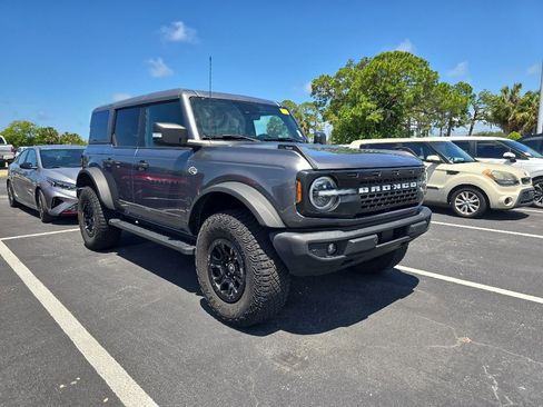 Used 2022 Ford Bronco Wildtrak AWD/4WD image 2
