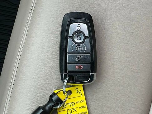 Used 2024 Ford Explorer XLT w/ Equipment Group 202A RWD image 36