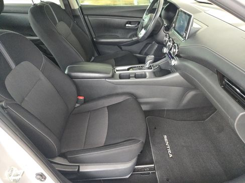Used 2020 Nissan Sentra SV w/ Trunk Package FWD image 26