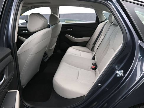 Used 2025 Honda Accord SE image 32