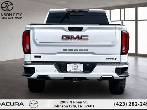 Used 2020 GMC Sierra 1500 AT4 w/ AT4 Premium Package AWD/4WD image 4