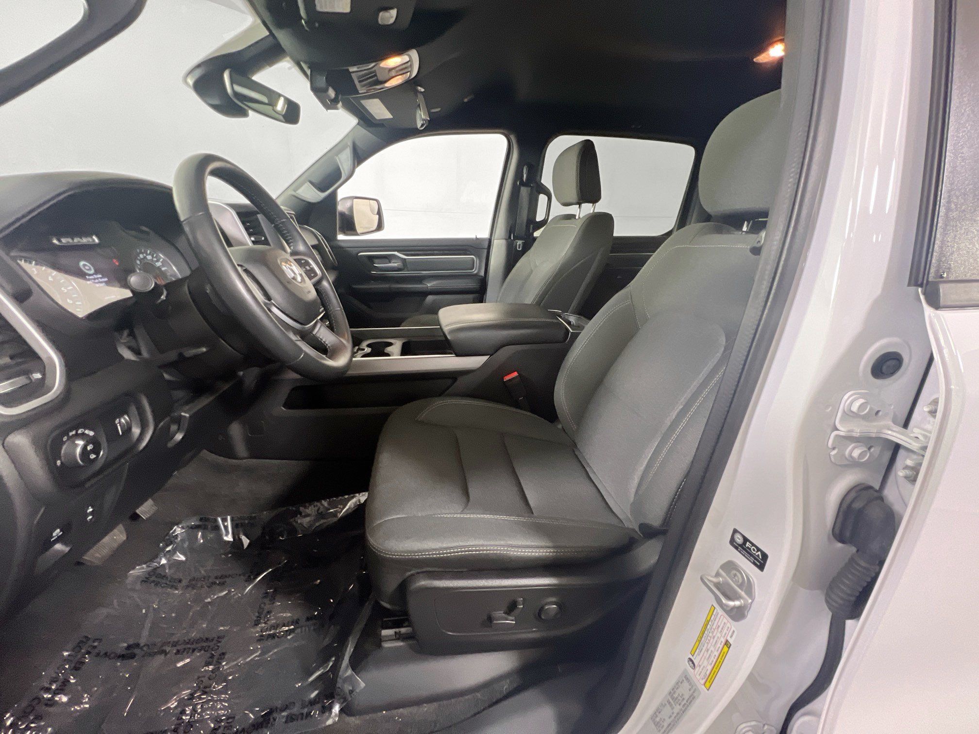 Used 2023 RAM 1500 Big Horn AWD/4WD image 20