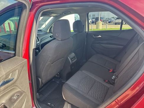 Used 2018 Chevrolet Equinox LT FWD image 24
