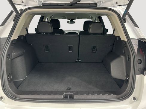 Used 2024 GMC Terrain Denali image 24