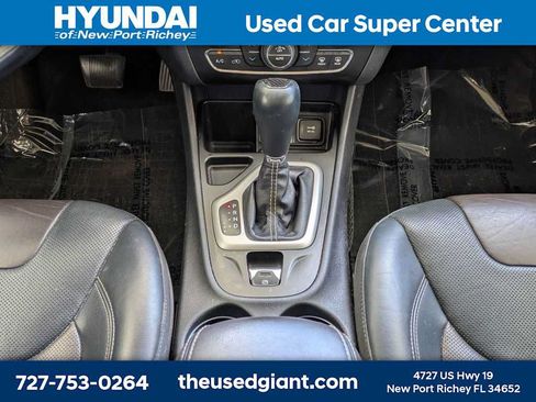 Used 2015 Jeep Cherokee Limited w/ Luxury Group FWD image 22