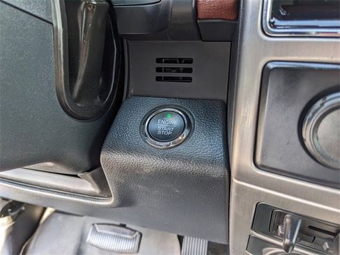 Used 2022 Ford F450 Platinum w/ FX4 Off-Road Package image 26