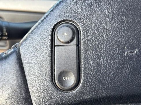 Used 1993 Ford Bronco image 12