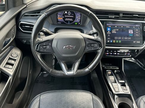 Used 2022 Chevrolet Bolt EUV Premier w/ Sun & Sound Package image 16