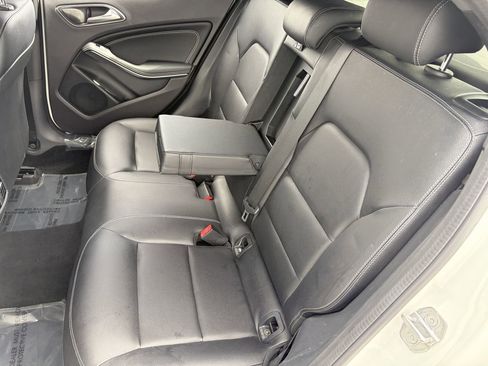 Used 2020 Mercedes-Benz GLA 250 image 17