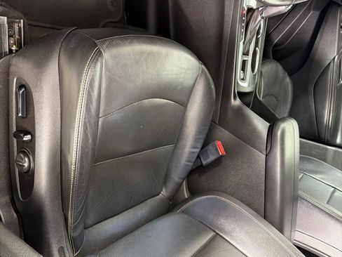 Used 2018 Chevrolet Equinox Premier FWD image 10