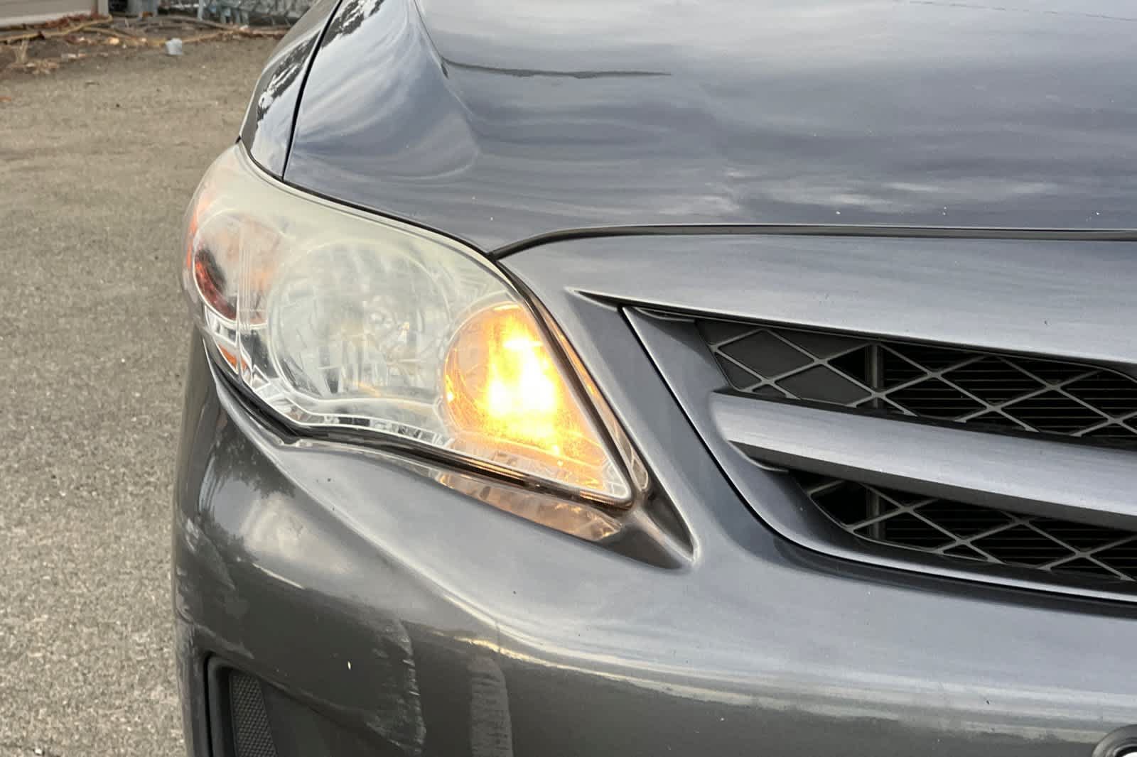 Used 2011 Toyota Corolla LE FWD image 17