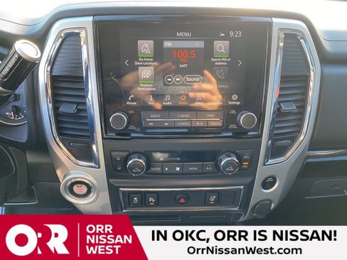 Used 2021 Nissan Titan SV w/ SV Convenience Package RWD image 26
