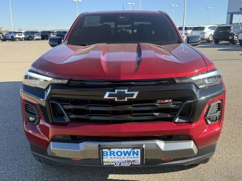 Used 2024 Chevrolet Colorado Z71 w/ Z71 Convenience Package 2 image 3