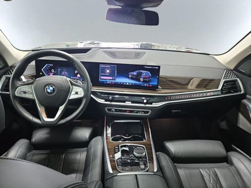 Used 2026 BMW X7 xDrive40i AWD/4WD image 13