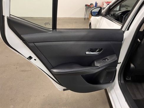 Used 2023 Nissan Sentra SV image 19